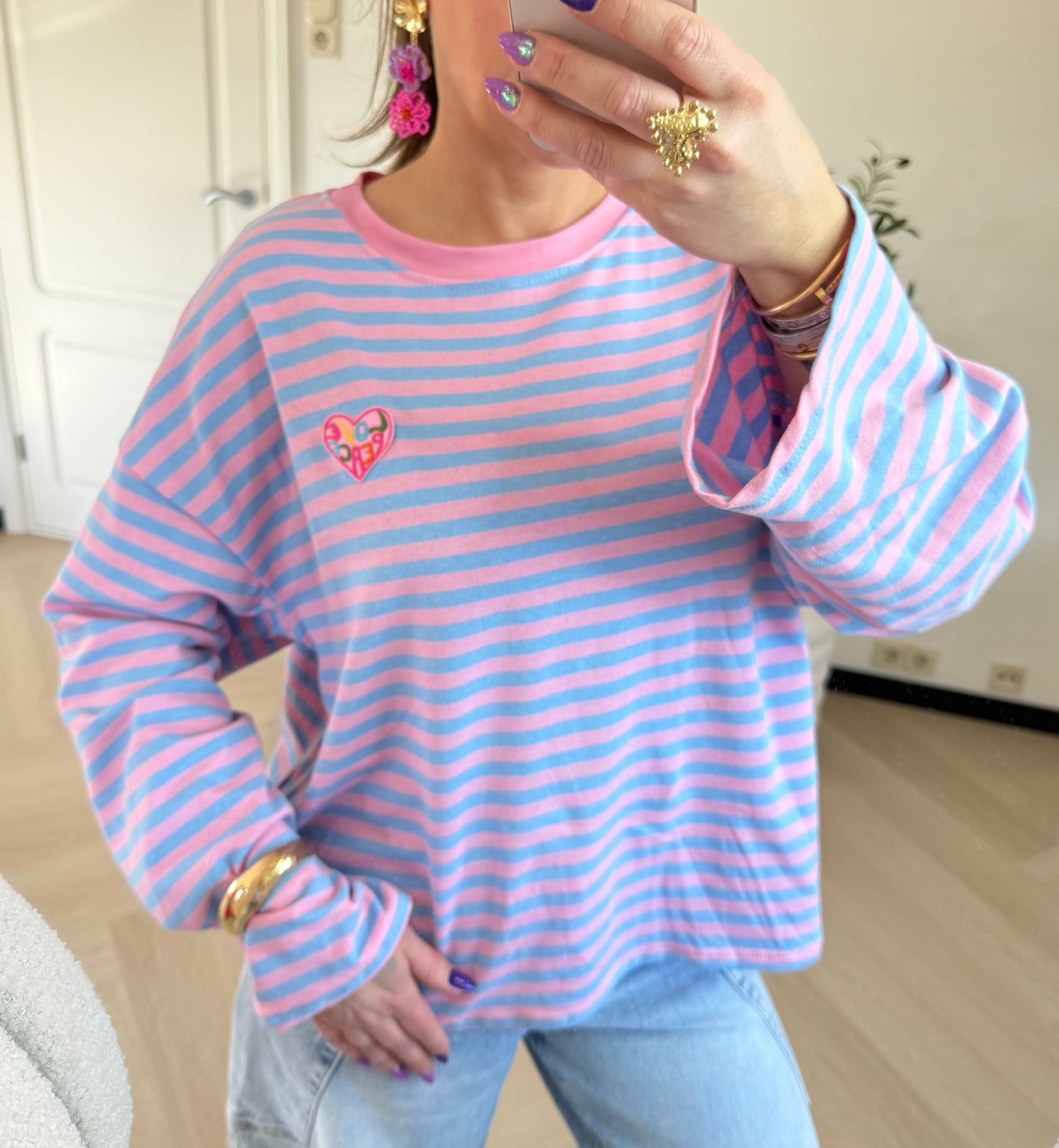 Longsleeve patch blauw roze
