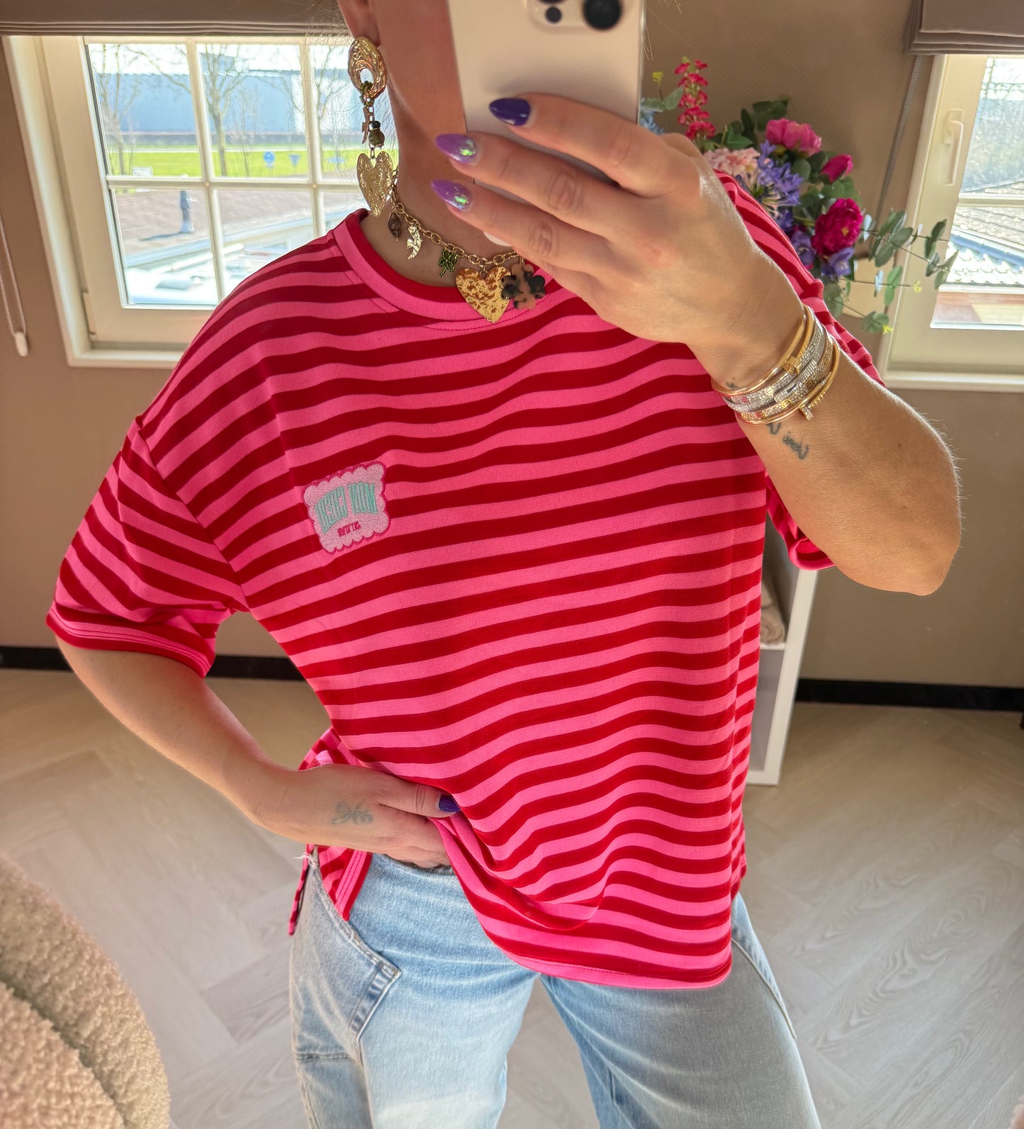 t shirt met patch mon cherie roze rood